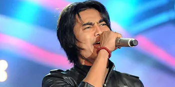 Charly Bantah Bermasalah Dengan Pepep
