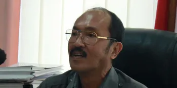 Ayah Astrid Ellena Bantah Miliki Ijazah Palsu