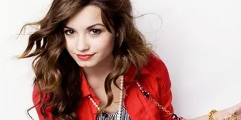 Demi Lovato Belajar Memahami Diri Sendiri