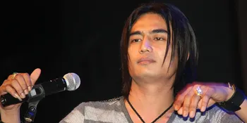 Kesehatan Ibunda Charly Membaik Pasca Operasi