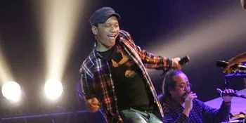 Iwa K 'Bebas' di Konser Jogja Hiphop Foundation