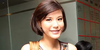 Olga Lydia Ketagihan Jadi Sutradara