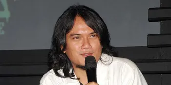 Viky Sianipar 'Paksa' Andy Rif Nyanyi Lagu Batak