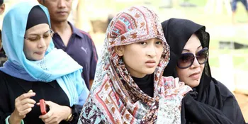 Kronologi Meninggalnya Ayah PJ 7 Icons