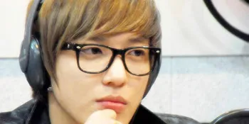 Yong Hwa CN Blue Buat Lagu Baru Untuk Penyanyi Juniel