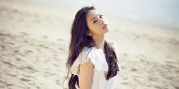 Sohee Wonder Girls Nikmati Suasana Pantai