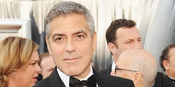 Happy 51st Birthday George 'Batman' Clooney!