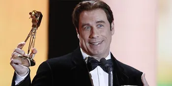 John Travolta Lakukan Pelecehan Seksual Pada Pria?