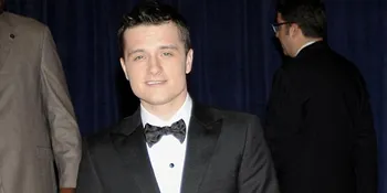 Josh Hutcherson Keluar Rumah Dengan Hidung Diperban