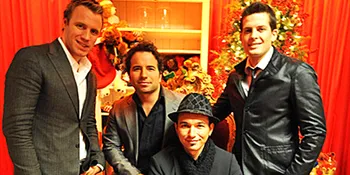 Demi Lady GaGa, The Tenors Rela Ganti Gaya