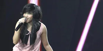 Dera Harus Tinggalkan Indonesian Idol 2012