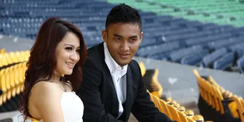 Cedera Kaki, Okie Agustina Sempatkan Fitting Baju Pernikahan