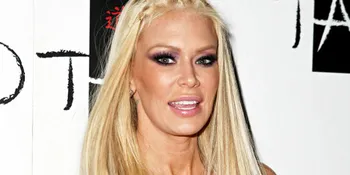 Kecelakaan, Bintang Porno Jenna Jameson Malah Dipolisikan