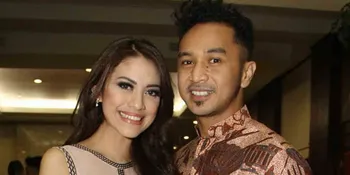 Giring Lebih Sering Sekamar Dengan Randy Ketimbang Istri
