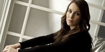 Noomi Rapace Mengaku Masih Cintai Mantan Suami