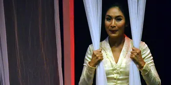 Happy Salma: Seni Itu Seperti Pelumas