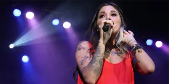 Christina Perri Kagumi Penonton Indonesia