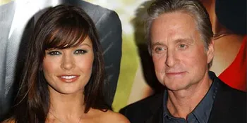 Suami Jadi Gay, Catherine Zeta Jones Sebal!