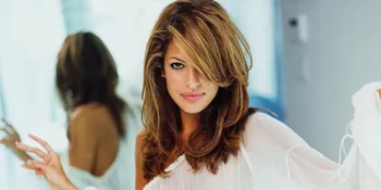 Eva Mendes Ancam Putus Ryan Gosling Jika Tak Mau Beri Anak