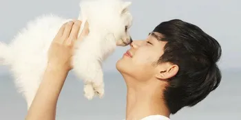 Netizens Perhatikan Gaya Berciuman Kim Soo Hyun