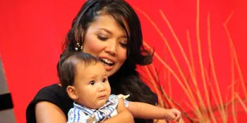 Habiskan Waktu, Shanty Pilih Dengan Anak