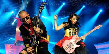 Lagu Guns N Roses Meriahkan Konser Kotak