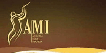 Siapa Penyanyi Wanita Terbaik AMI 2012?