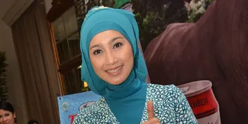 Desy Ratnasari Tertarik Badak Karena Kekar