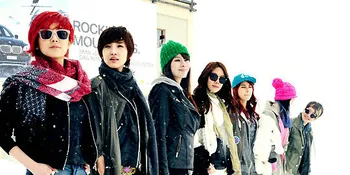 Girlband Gang Kiz Rilis MV 'MAMA' Drama dan Dance Version