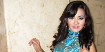 Fitri Carlina Iri Transportasi Negara Tetangga