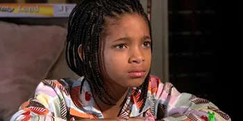 Ternyata Tindik Lidah Willow Smith Itu...