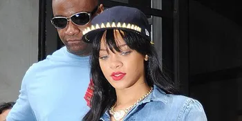 Beredar, Video Pemukulan Pengawal Rihanna Pada Fotografer