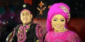 Kisah Para 'Brondong' Nikahi Janda Kaya