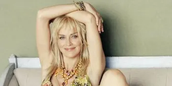 Hadiri Pesta, Sharon Stone Tak Memakai Bra (Lagi!)