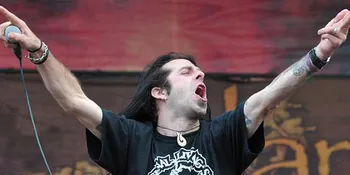 Para Musisi Beri Dukungan Pada Vokalis Lamb of God