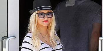 Kompak, Christina Aguilera Habiskan Waktu Bersama Anak