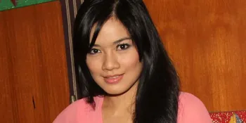 Rumah Tangga Titi Kamal - Christian Sugiono Retak?