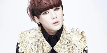 Junsu Hadiahkan CD Album Tarantallegra ke Insoo MYNAME