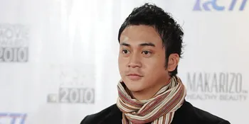 Dimas Andrean Juga Ngamuk Bawa Pisau