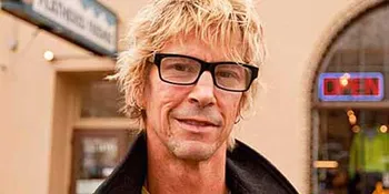 Pertanyaan Yang Sering Duff McKagan Terima Adalah...