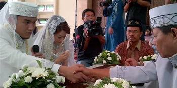 Gunawan Dwi Cahyo Resmi Nikahi Okie Agustina