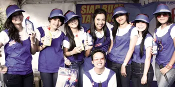 Shahnaz Haque Bikin Heboh Ibu-Ibu Bandung