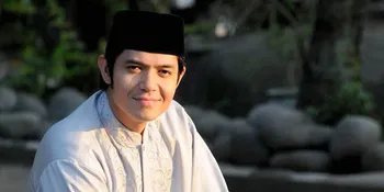 Dude Harlino Belajar Dari Peran Ustadz