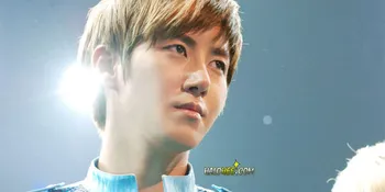 Kwang Hee ZE:A Ungkap Bekas Operasi Plastik