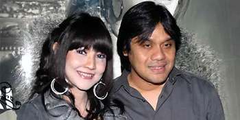 Ita Purnamasari Bahagia Berlibur Dengan Suami-Anak