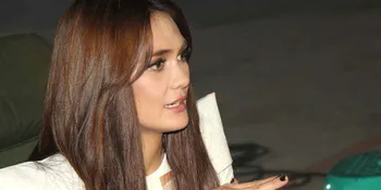 Ariel Nunggu Bebas, Luna Maya Gelar Buka Bersama