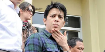 Liput Pembebasan Ariel, Dua Wartawan Kecopetan