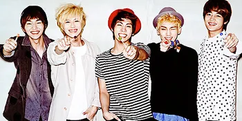 Member Boyband SHINee 'Berbagi' Ciuman di Atas Panggung?