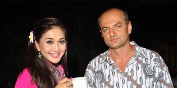 Paramitha Rusady Setahun Pisah Rumah Dengan Suami