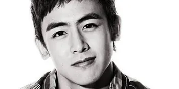 JYP Ent Resmi Batalkan Sejumlah Jadwal Nichkhun 2PM